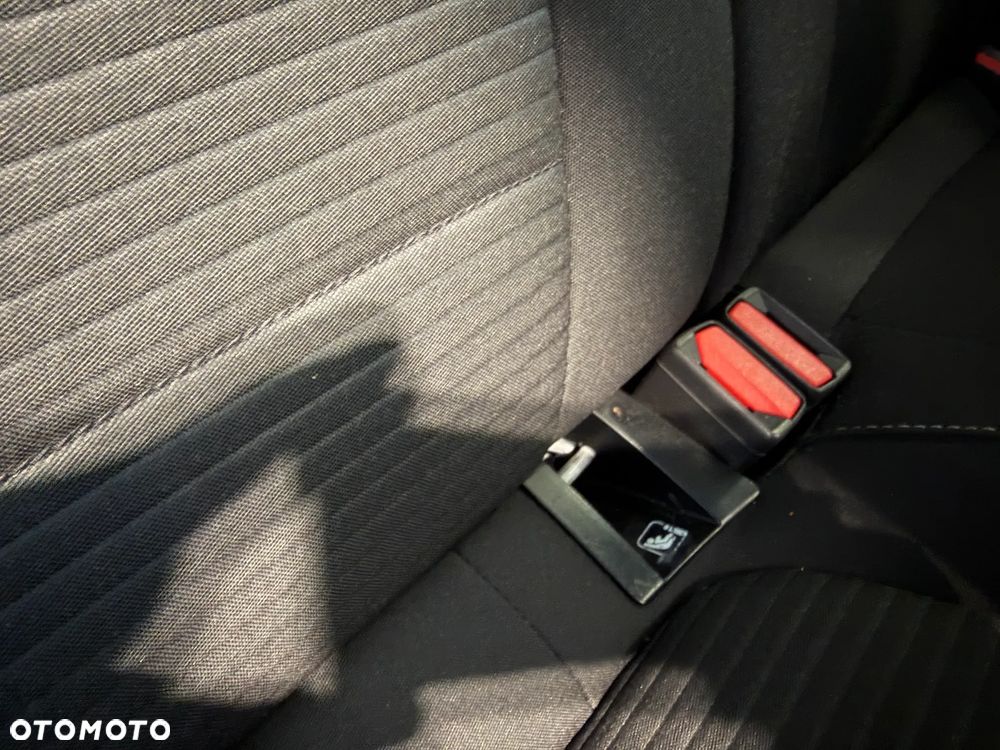 Ford Focus 1.0 EcoBoost Active - 18