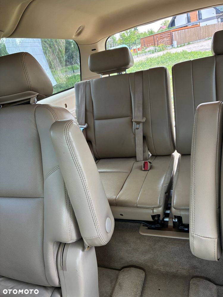 Chevrolet Suburban 5.3 LS 1500 4WD - 8