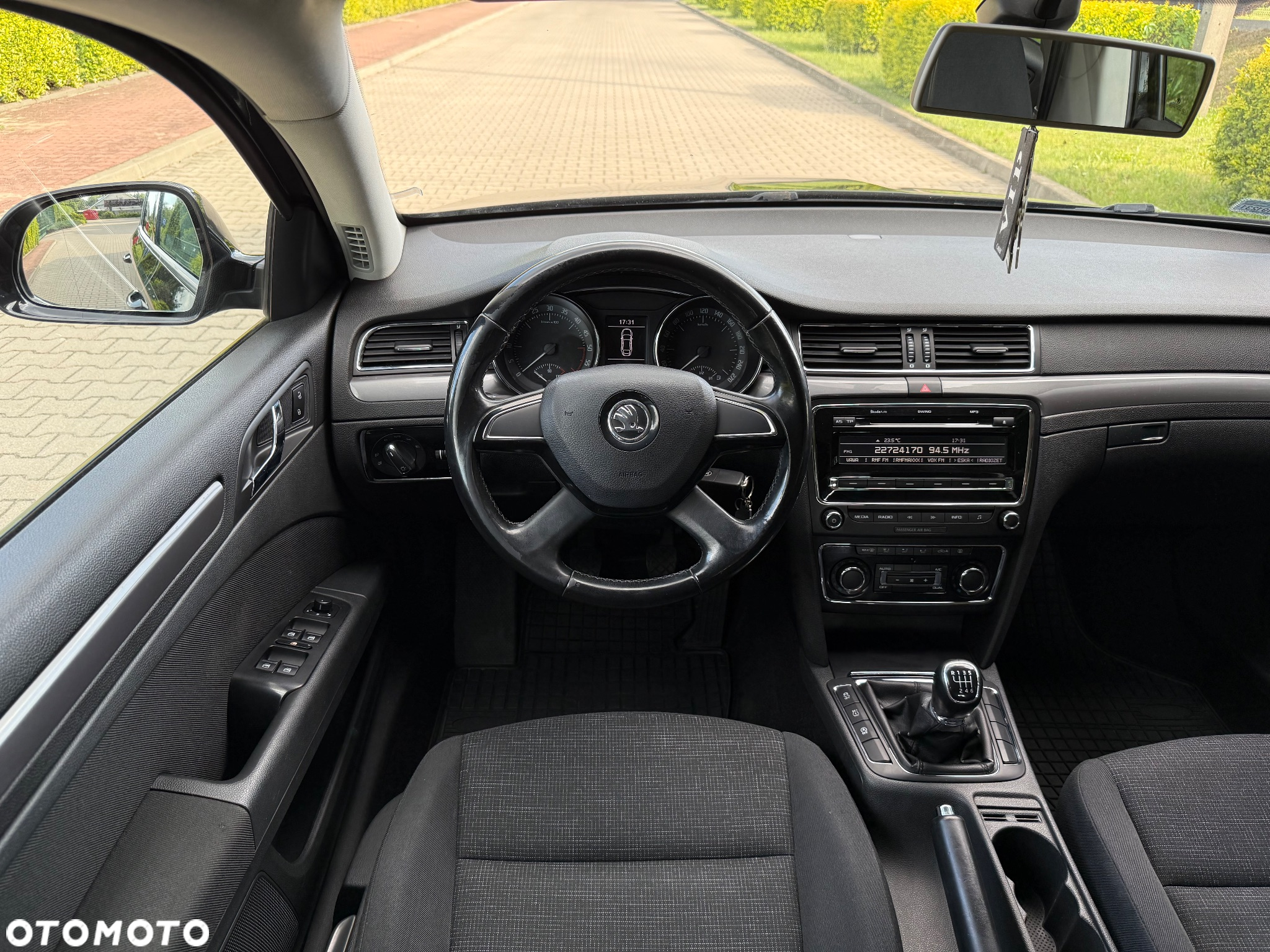 Skoda Superb 2.0 TDI Ambition - 23