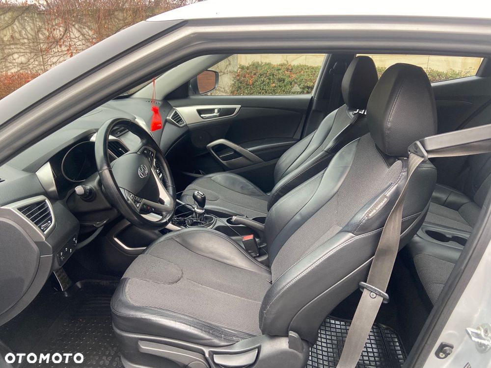 Hyundai Veloster 1.6 GDI Premium - 10