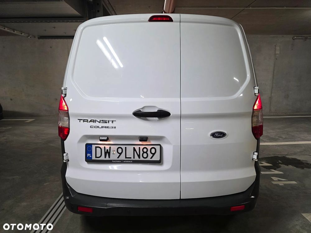 Ford Transit Courier Ambiente - 8