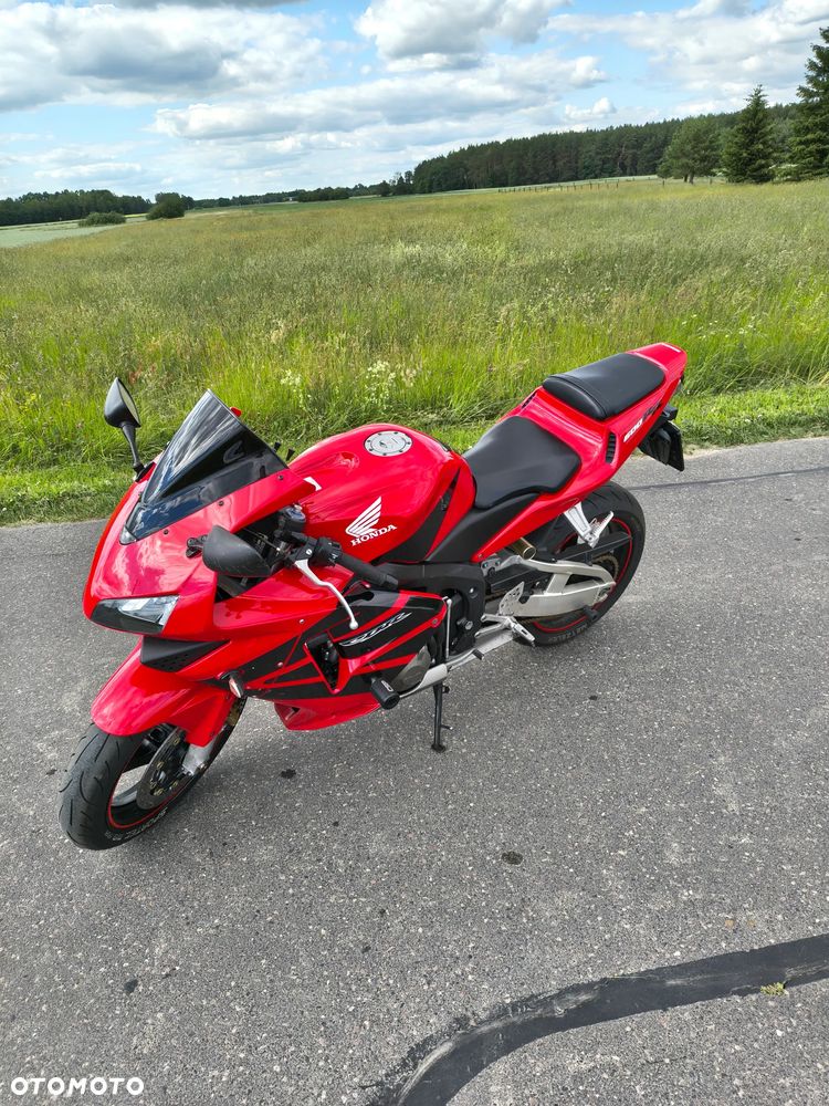 Honda CBR - 3