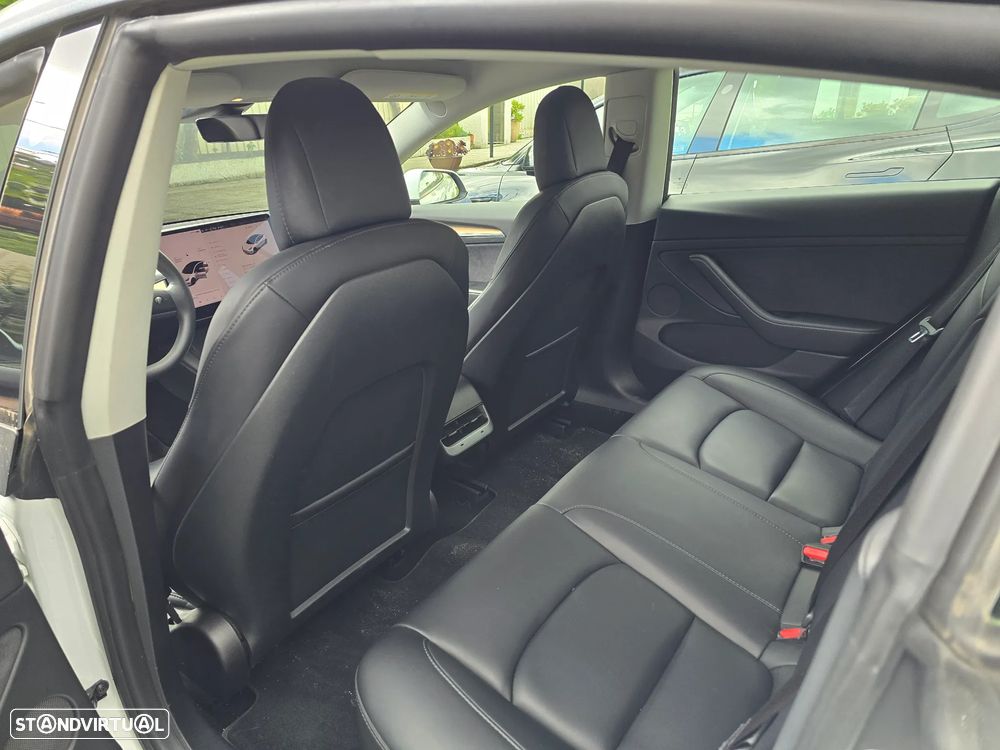 Tesla Model 3 Performance Dual Motor AWD - 11