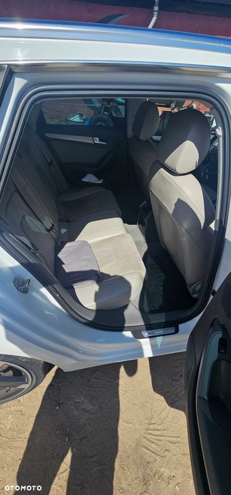 Audi A4 Avant 3.0 TDI Quattro S tronic - 10