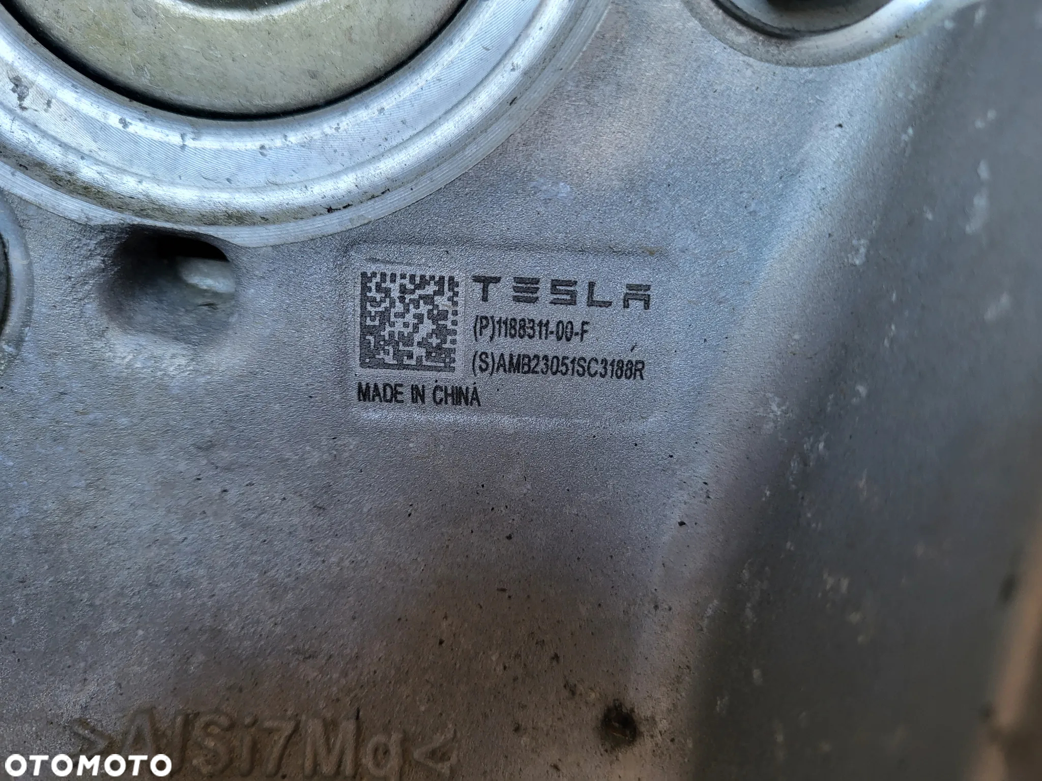 TESLA Y RWD 2023r. Zawieszenie przód kompletne lewe prawe - 7