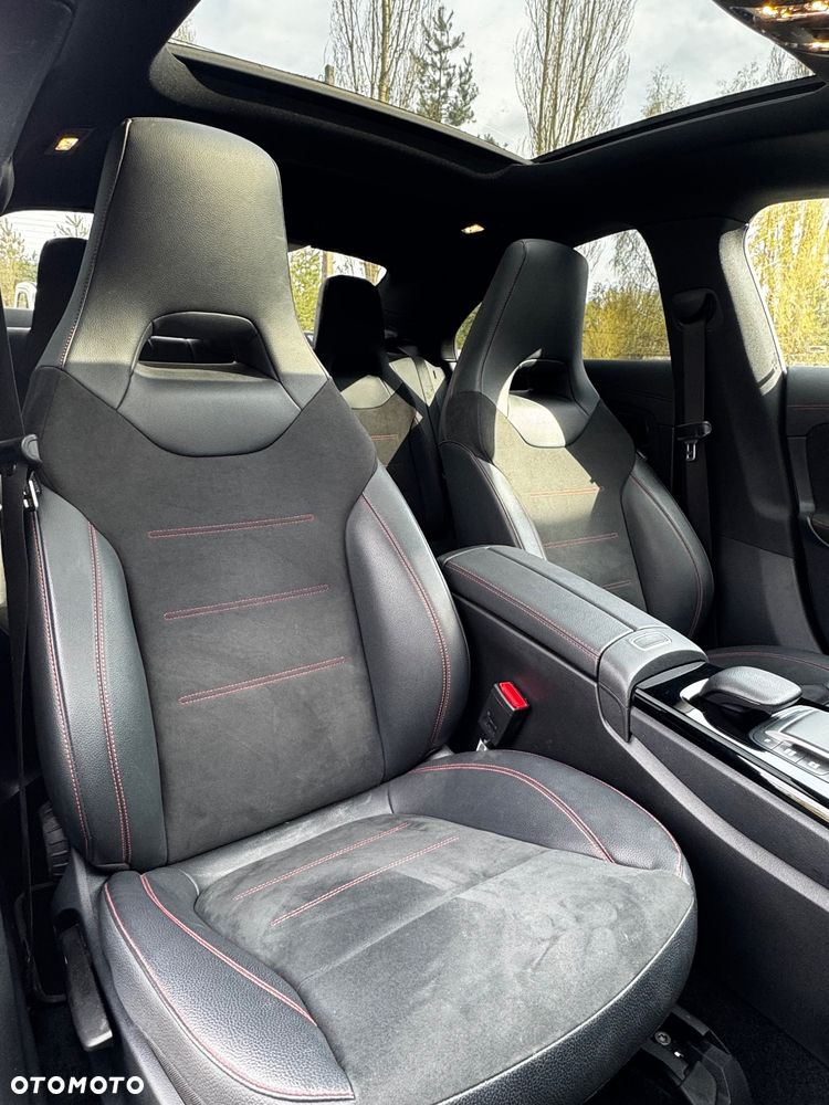 Mercedes-Benz CLA 250 E AMG Line 8G-DCT - 21