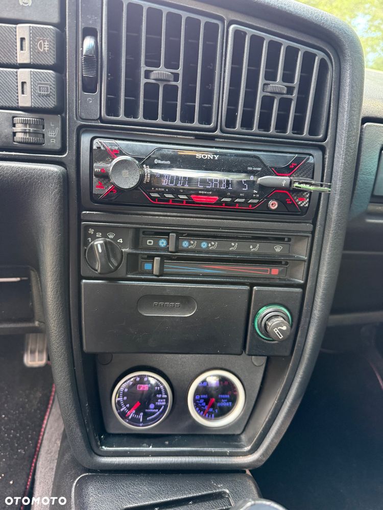 Volkswagen Corrado - 8