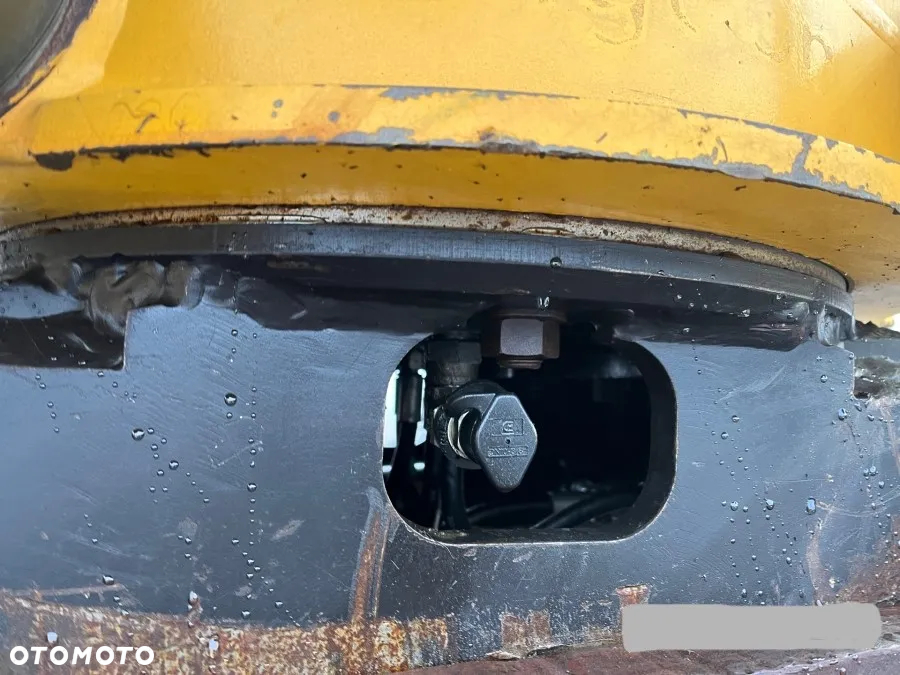 Volvo EC 250DL - 23