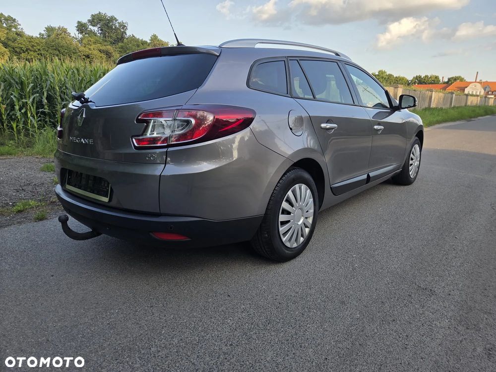 Renault Megane dCi 110 FAP EDC Expression - 10