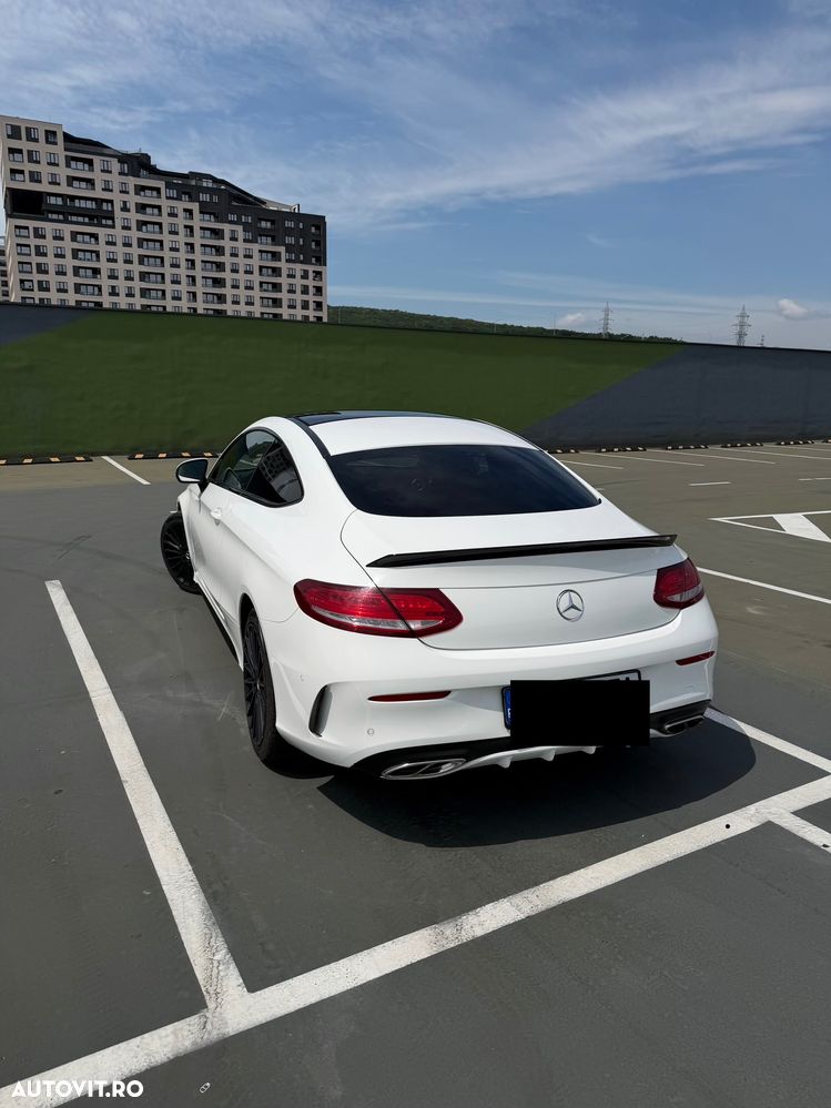 Mercedes-Benz C - 4