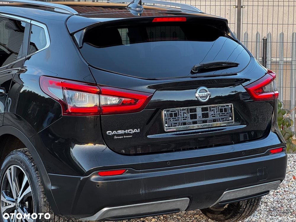 Nissan Qashqai 1.3 DIG-T TEKNA - 15