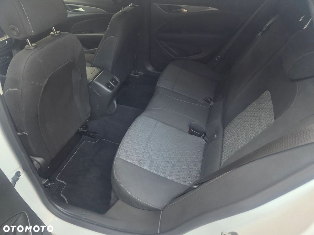 Opel Insignia 2.0 CDTI automatik Business Edition - 10