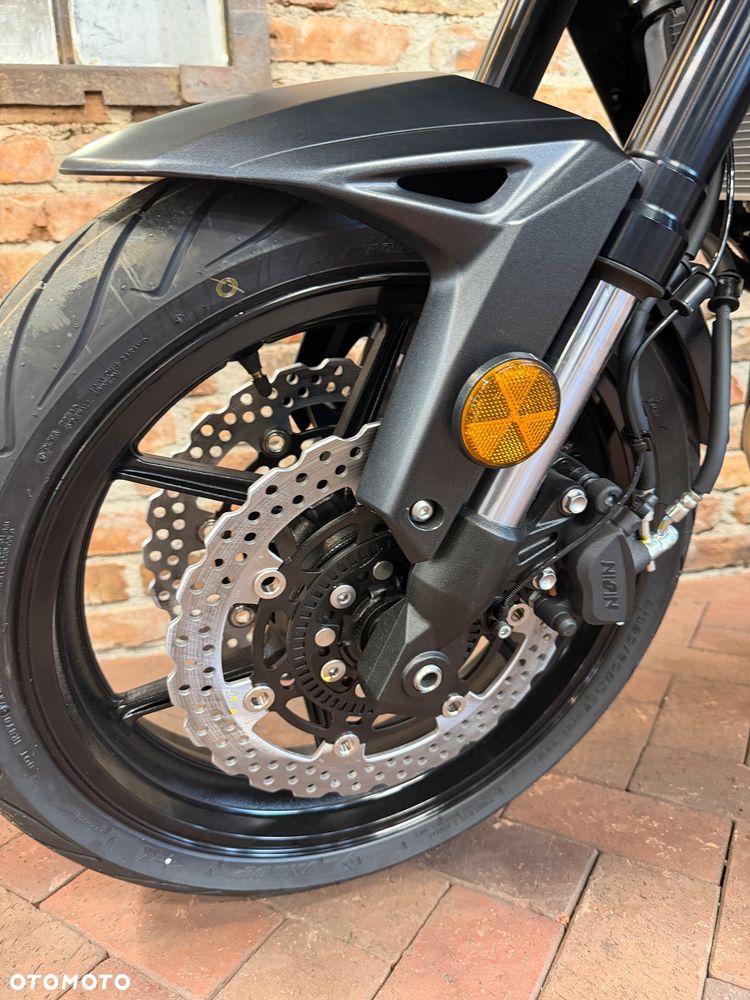 Kawasaki Versys 650 - 16
