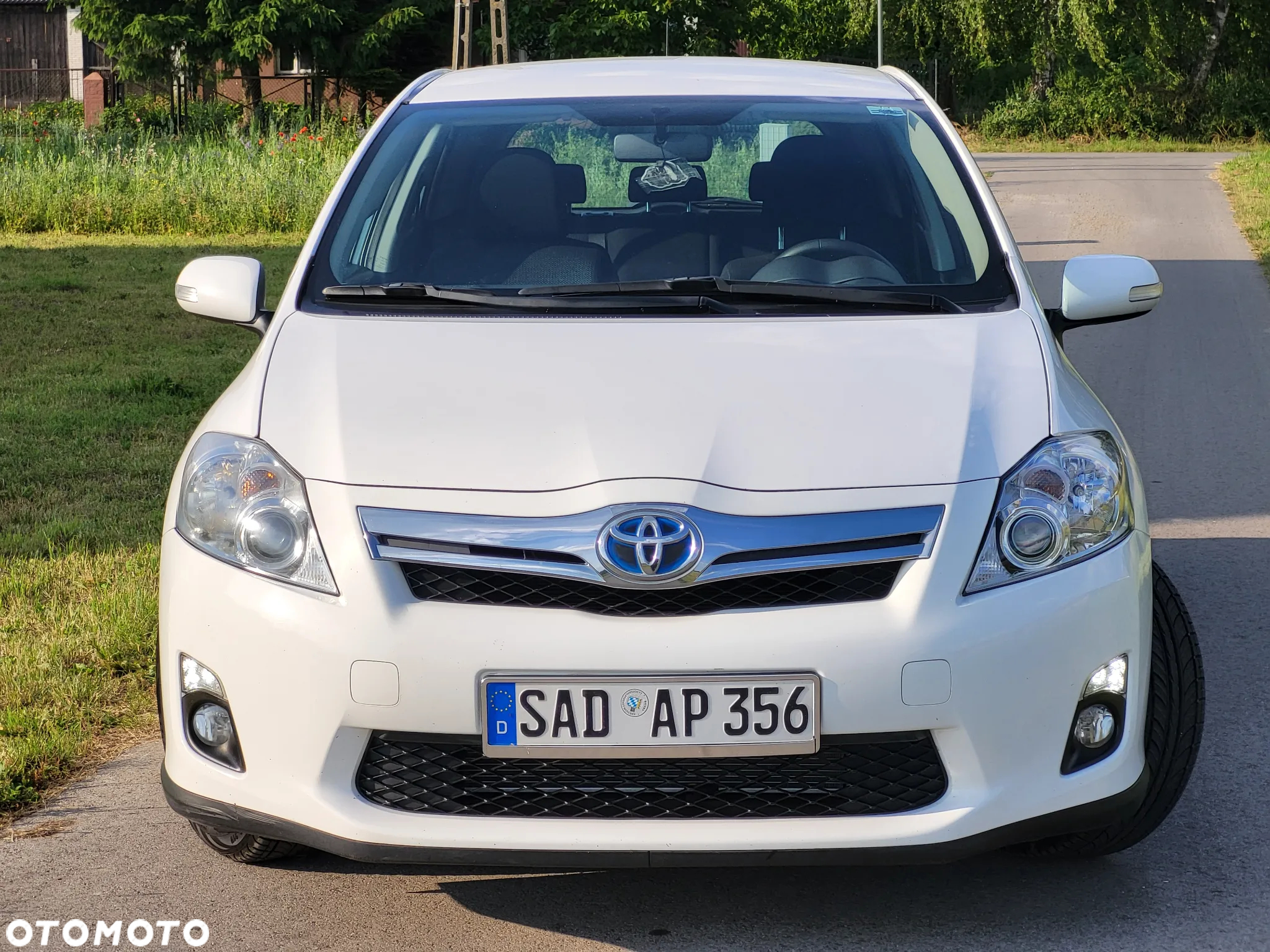 Toyota Auris 1.8 HSD Prestige NAVI - 10
