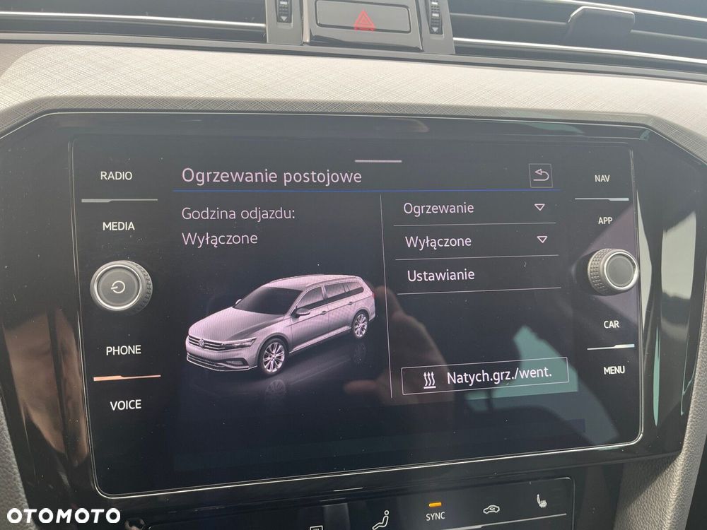 Volkswagen Passat - 37