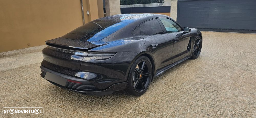 Porsche Taycan 4S - 3
