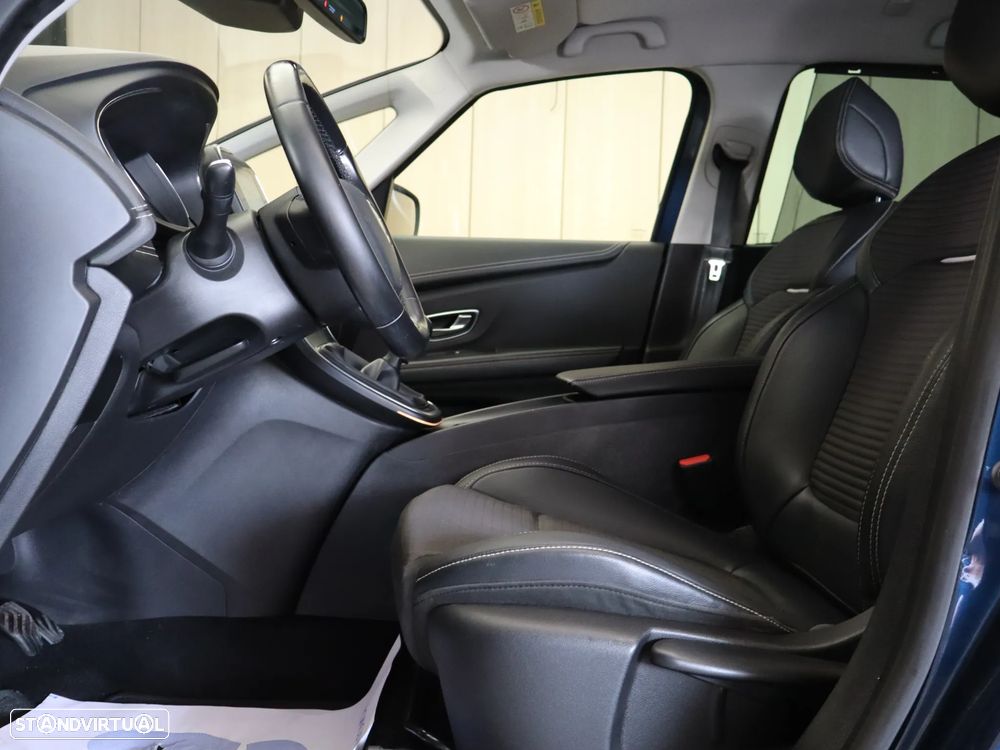 Renault Grand Scénic ENERGY dCi 110 INTENS - 17