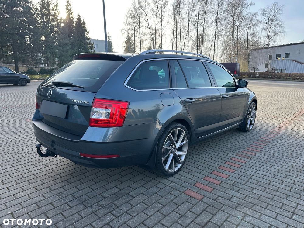 Skoda Octavia 2.0 TSI DSG Style - 4