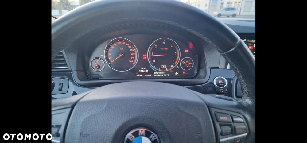 BMW Seria 5 518d Luxury Line - 8
