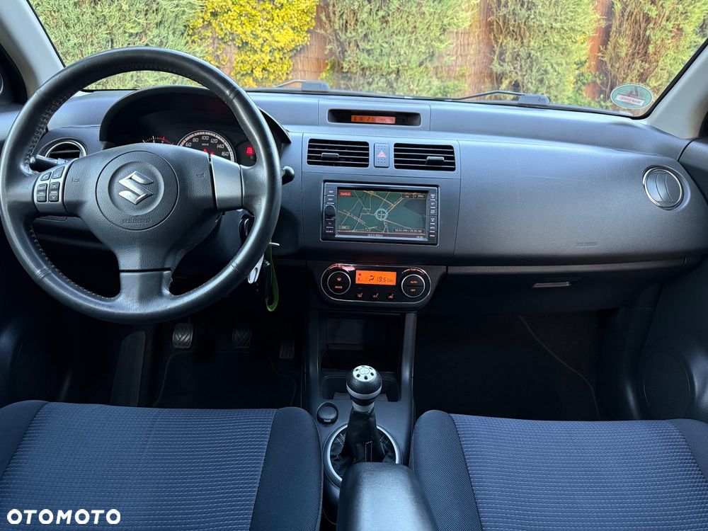 Suzuki Swift 1.3 Comfort+ - 17