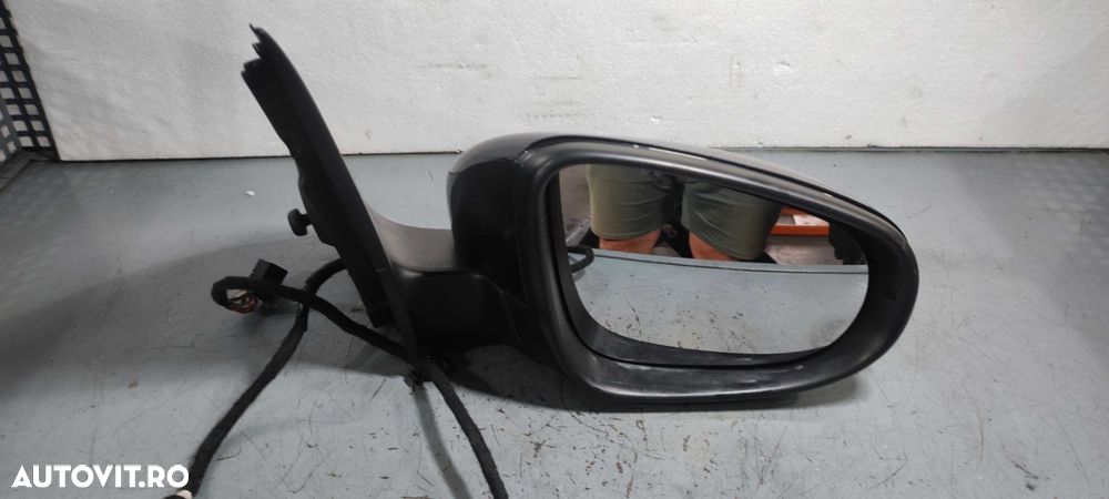 Oglinda dreapta mic defect volkswagen vw golf 6 hatchback an 2010 cod culoare LA9W - 1