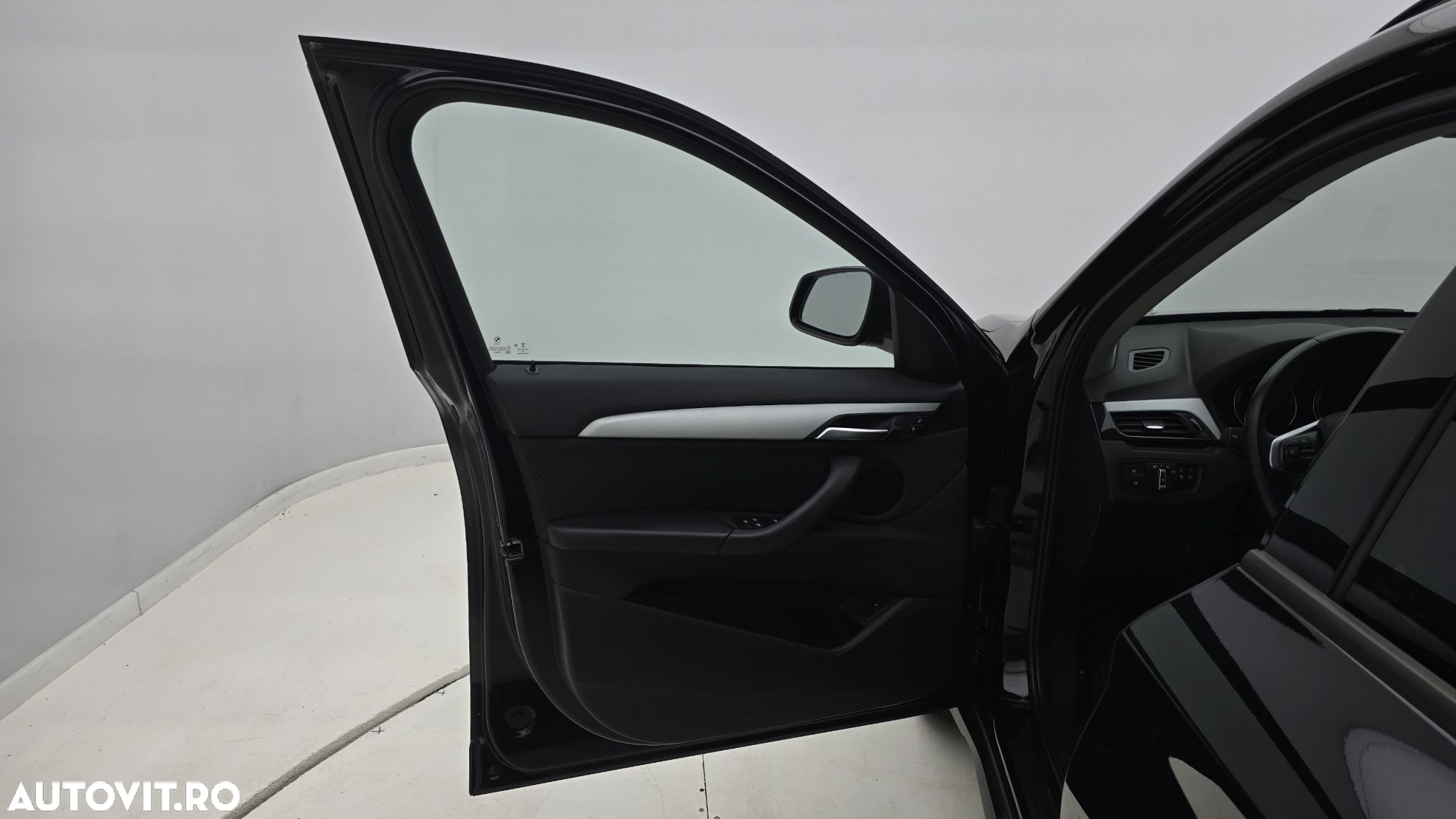 BMW X1 - 10