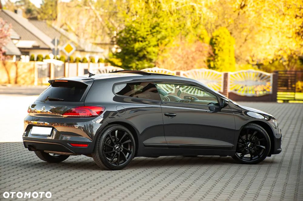 Volkswagen Scirocco 2.0 TSI (BlueMotion Technology) DSG - 13