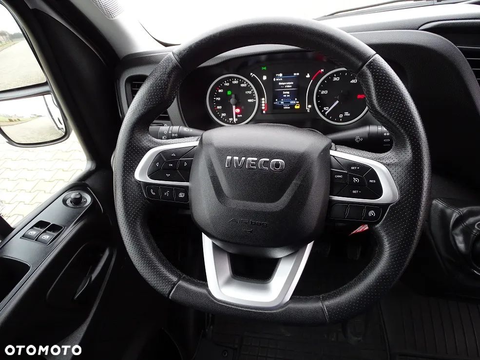 Iveco Daily 35S18 3.0 180 Plandeka 1x FIRANA 10 Ep. 4.90m. REGULACJA WYSOKOŚCI !! JAK NOWY!! Salon PL! 1 Wł. - 28