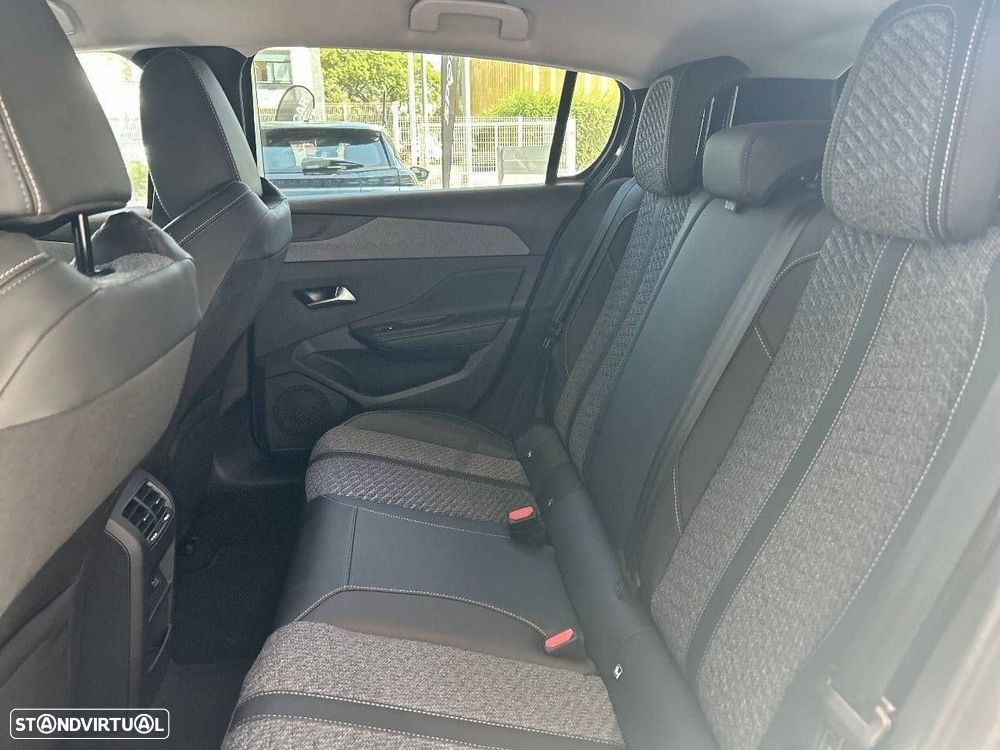 Peugeot 308 - 10