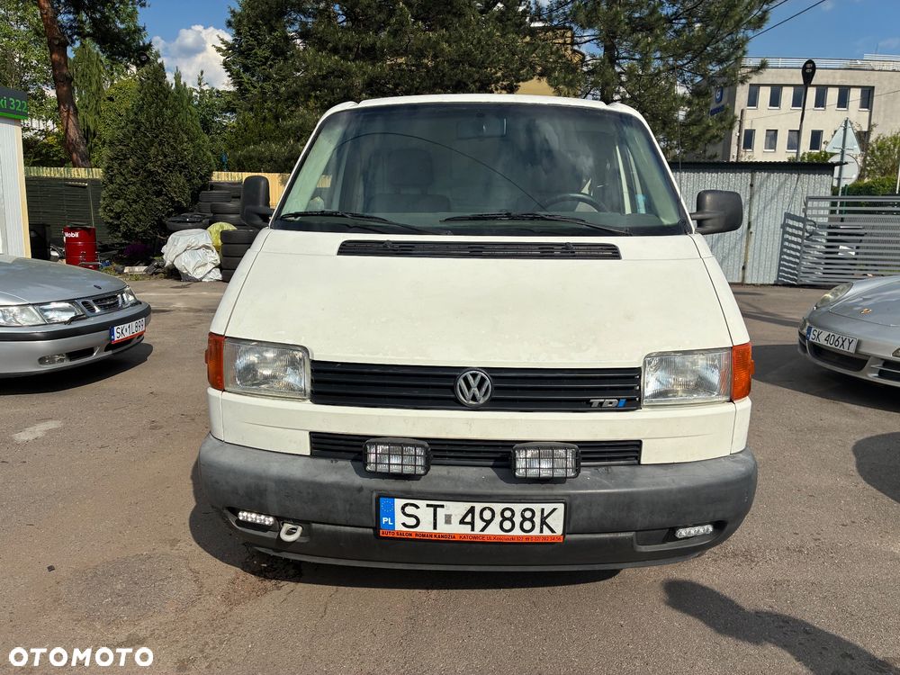 Volkswagen Transporter - 2
