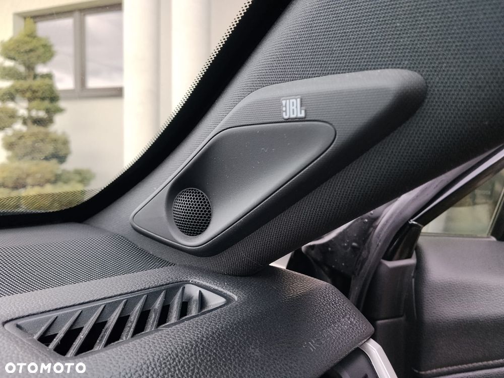 Toyota RAV4 2.5 4x4 Black Edition - 11