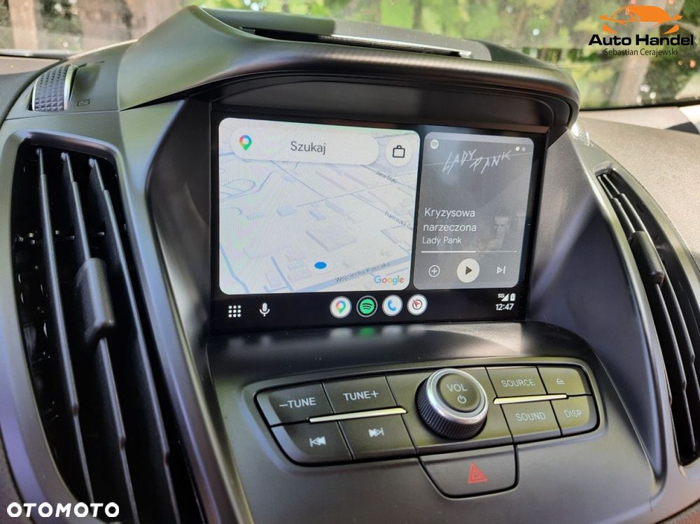 Ford Kuga 1.5 EcoBoost 2x4 Titanium - 38
