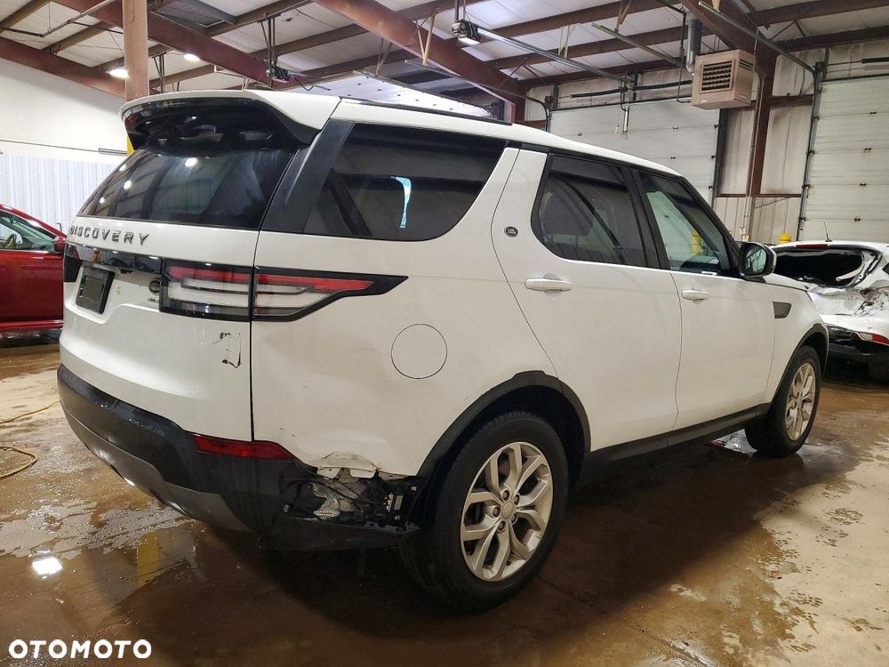 Land Rover Discovery 3.0 V6 Supercharged SE - 4