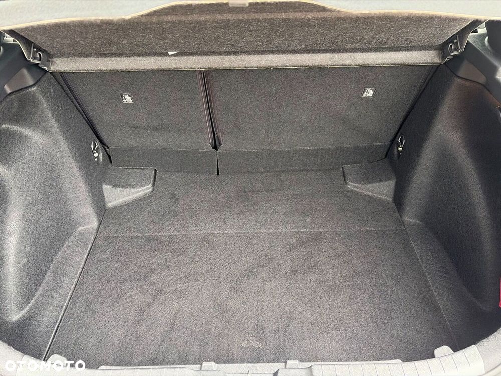 Toyota Corolla 1.8 Hybrid GPF Comfort - 26