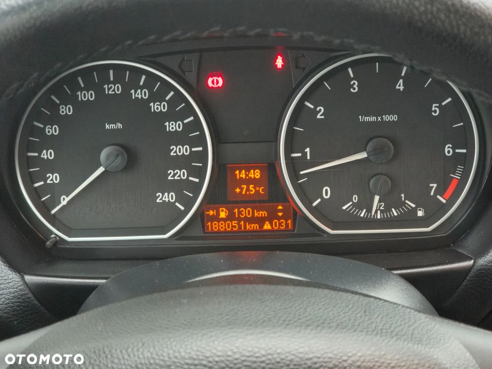 BMW Seria 1 2011 photo 4