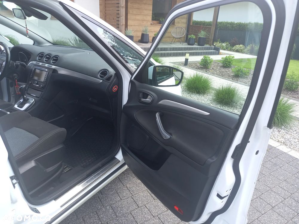 Ford S-Max 2.0 TDCi DPF Business Edition - 25