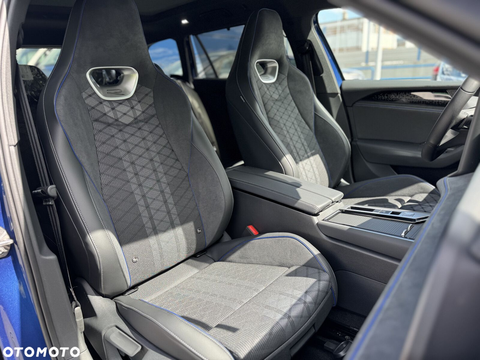 Volkswagen Passat - 29