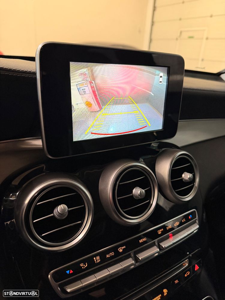 Mercedes-Benz GLC 250 d 4Matic 9G-TRONIC AMG Line - 18