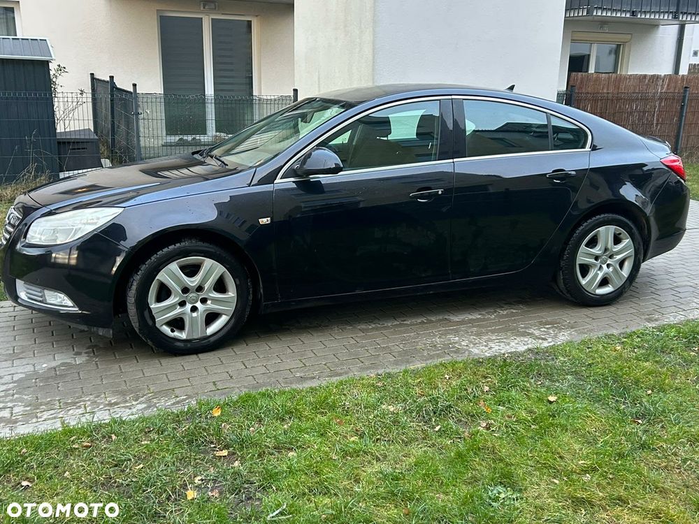 Opel Insignia - 1
