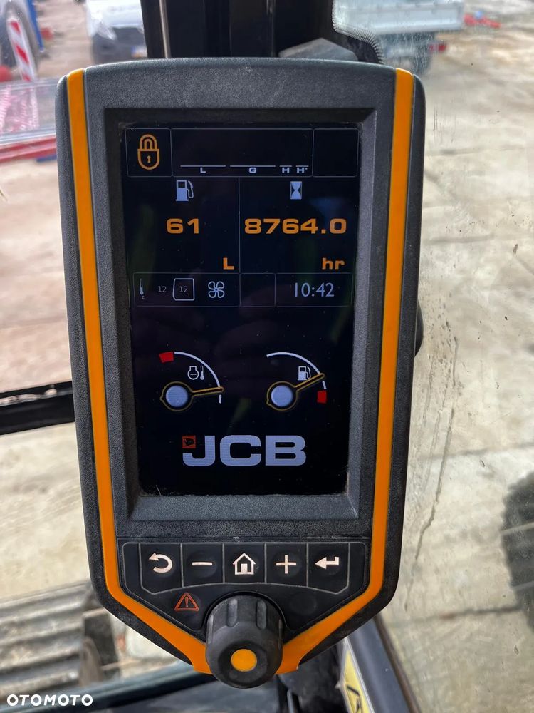 JCB JS160 - 18