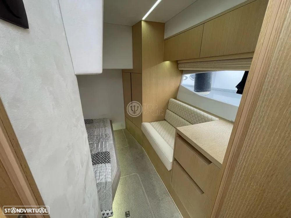 Galeon 335 HTS - 16