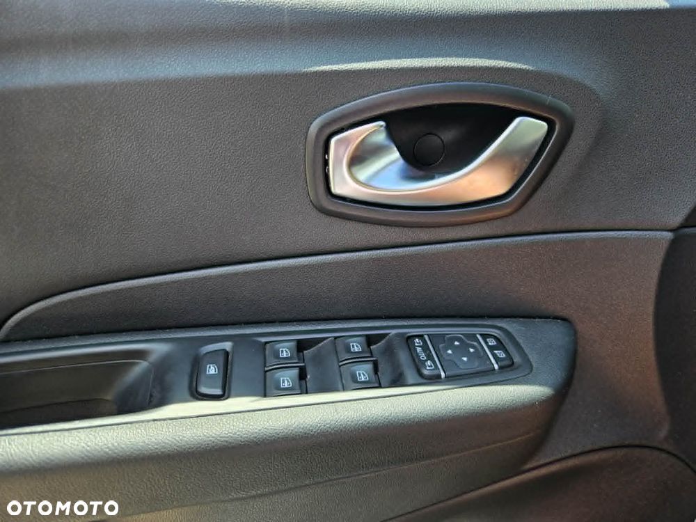 Renault Captur - 13