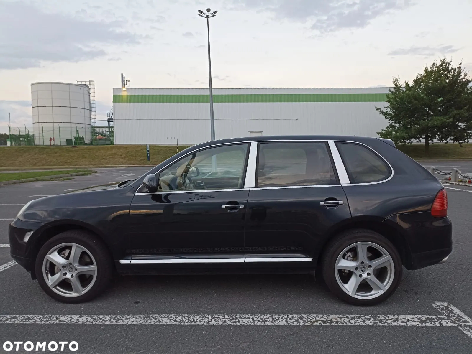 Porsche Cayenne - 3