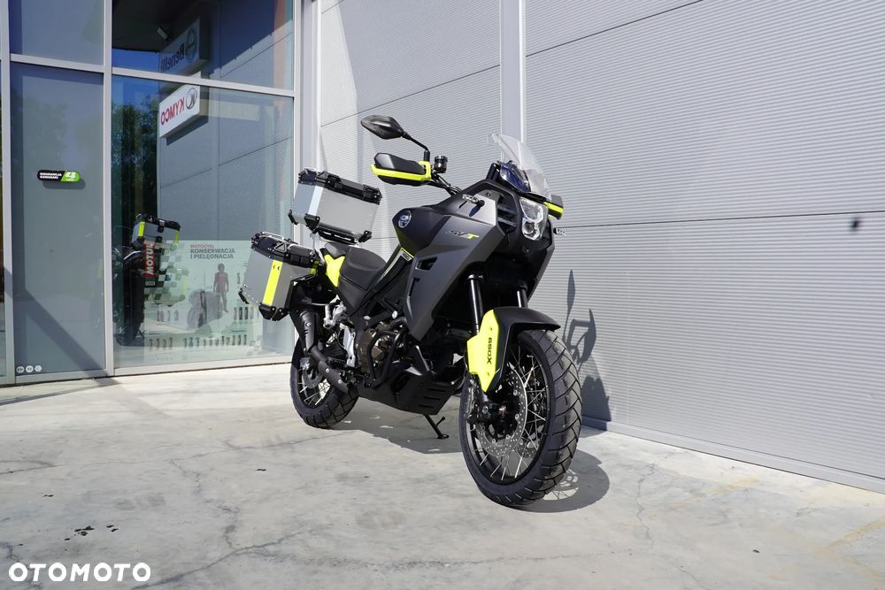 QJMOTOR SVT 650 - 16