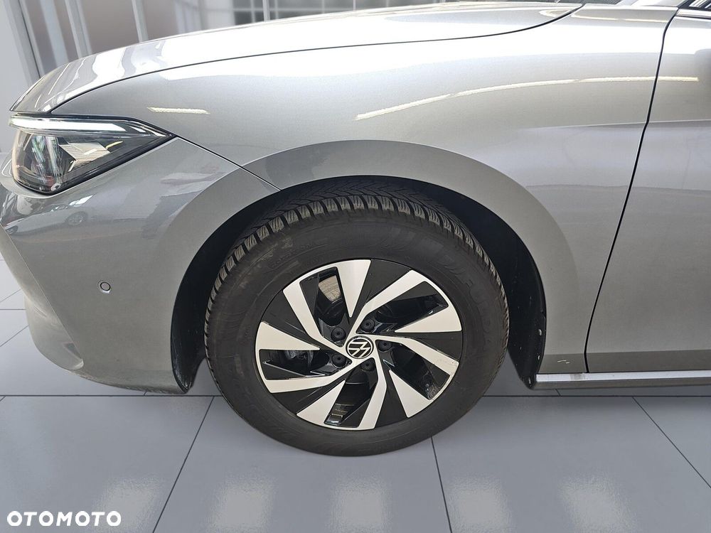 Volkswagen Passat - 34