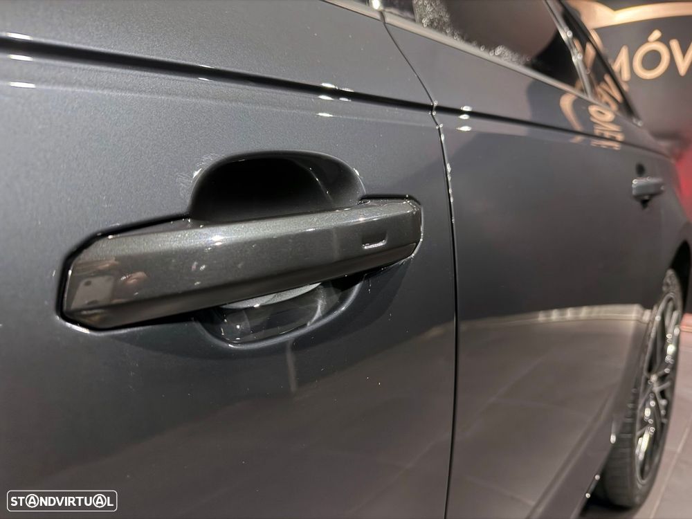 Audi A4 Avant 2.0 TDI ultra S tronic sport - 42