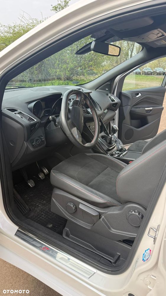 Ford Kuga 1.5 EcoBoost FWD ST-Line - 10