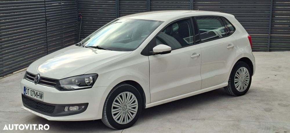 Volkswagen Polo - 2
