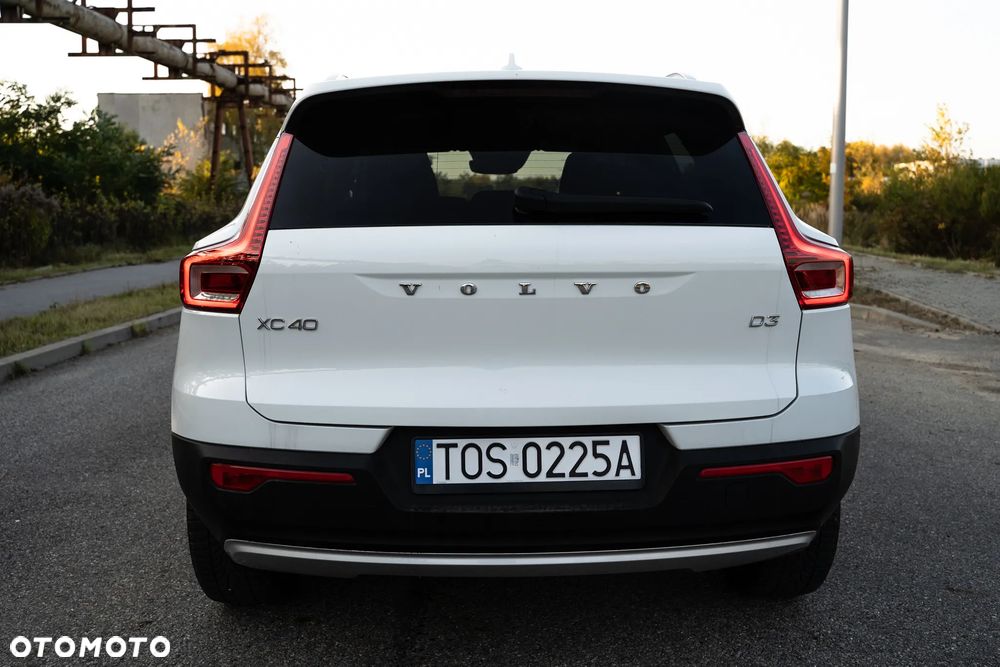 Volvo XC 40 D3 Momentum Pro - 12