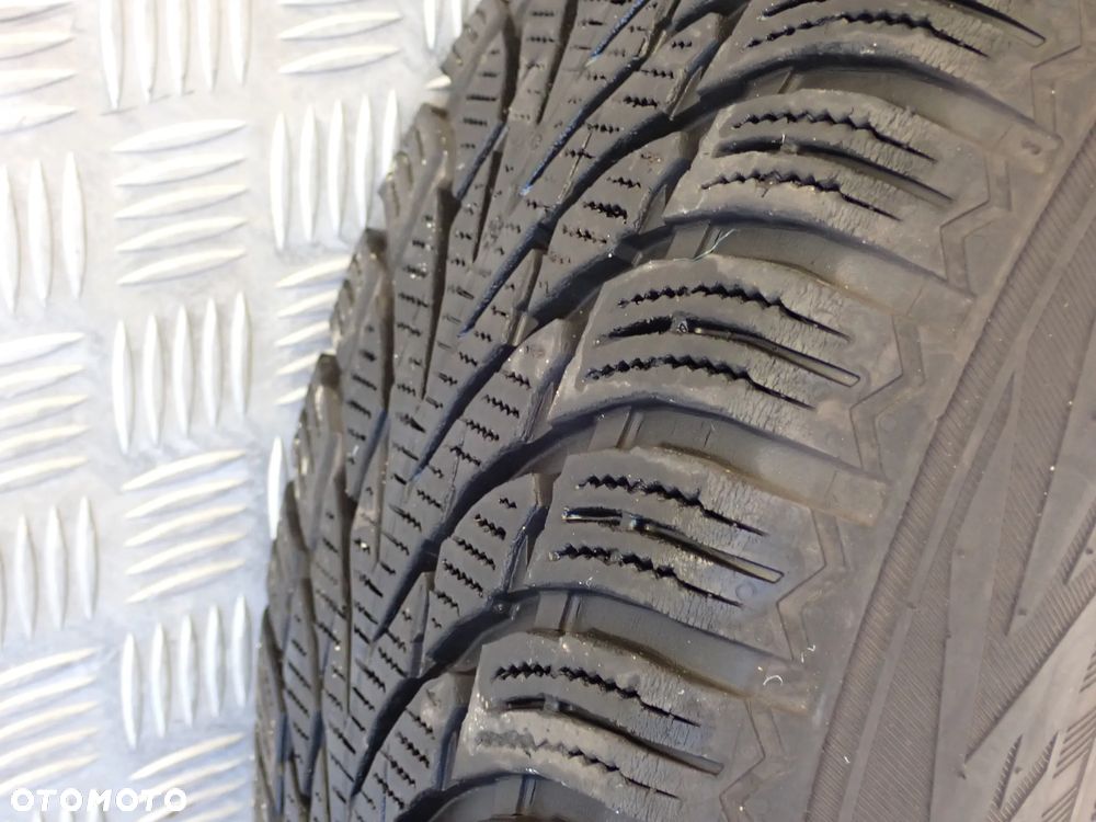 KOŁA FELGI ALUMINIOWE VOLVO 7,5JX18  ET 50,5  5X108  31362866 Z OPONAMI ZIMA NOKIAN 235/55/18 - 12
